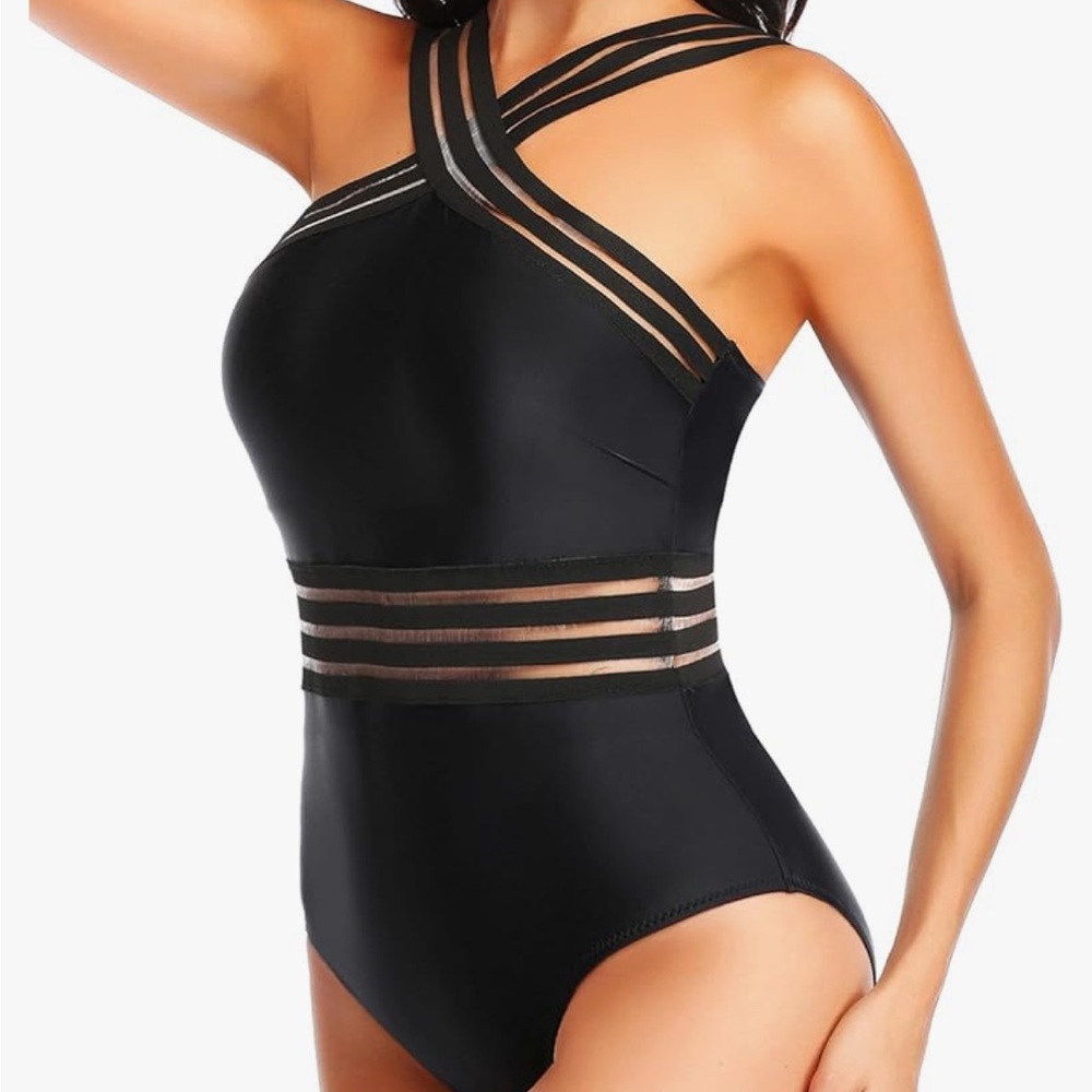NWOT Crisscross one piece swimsuit